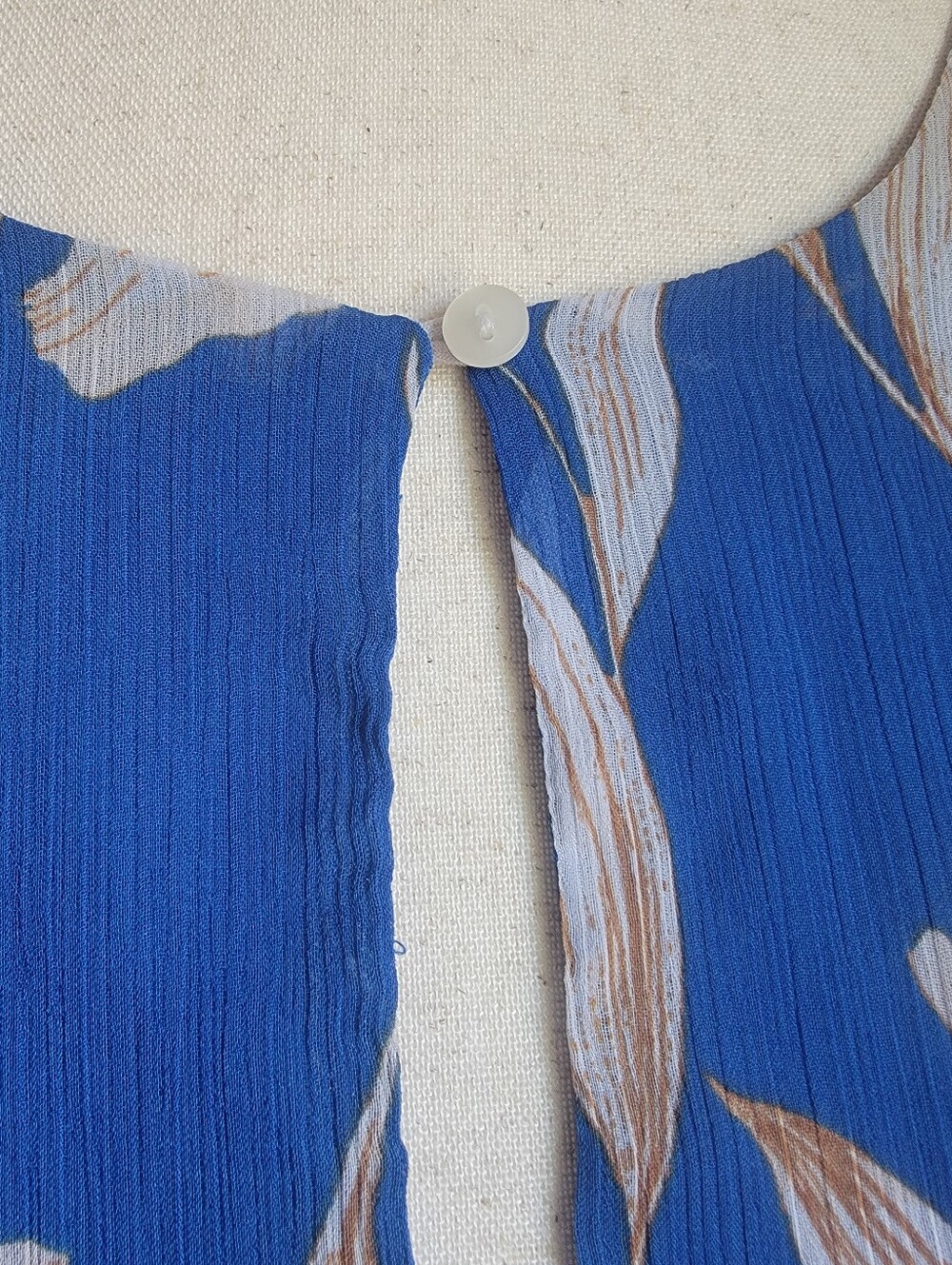 Ann Taylor Factory Blue Floral Short-Sleeve Blouse with Cream Bloom Print - Picture 3 of 9